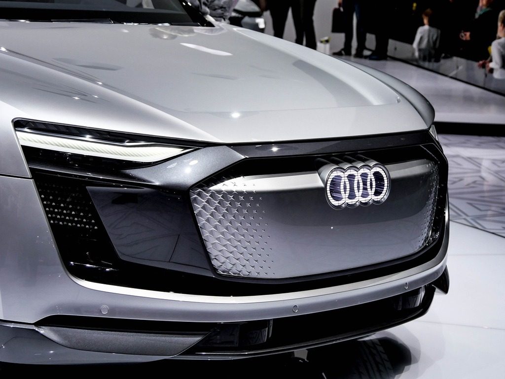 automobile-bg automobile-bg